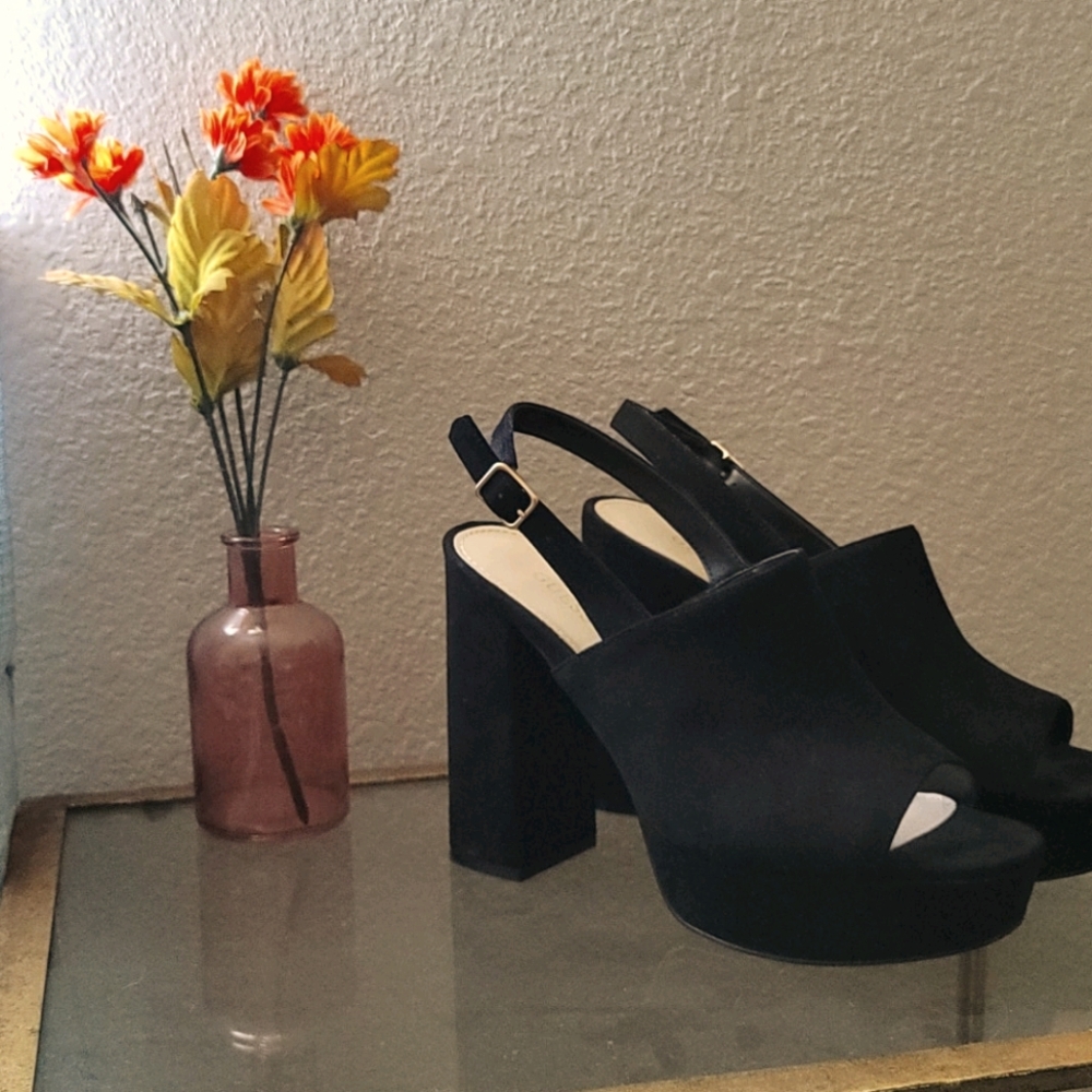 Black platforms